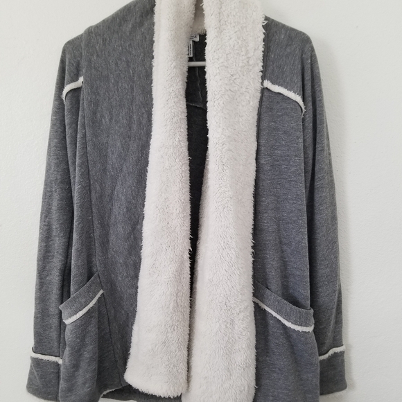 Splendid Cardigan - Picture 2 of 7